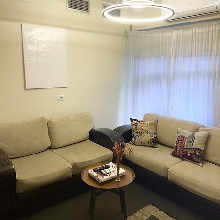 Citynest Apartments, 3-Minute Walk From The Skanderbeg Square ティラナ エクステリア 写真
