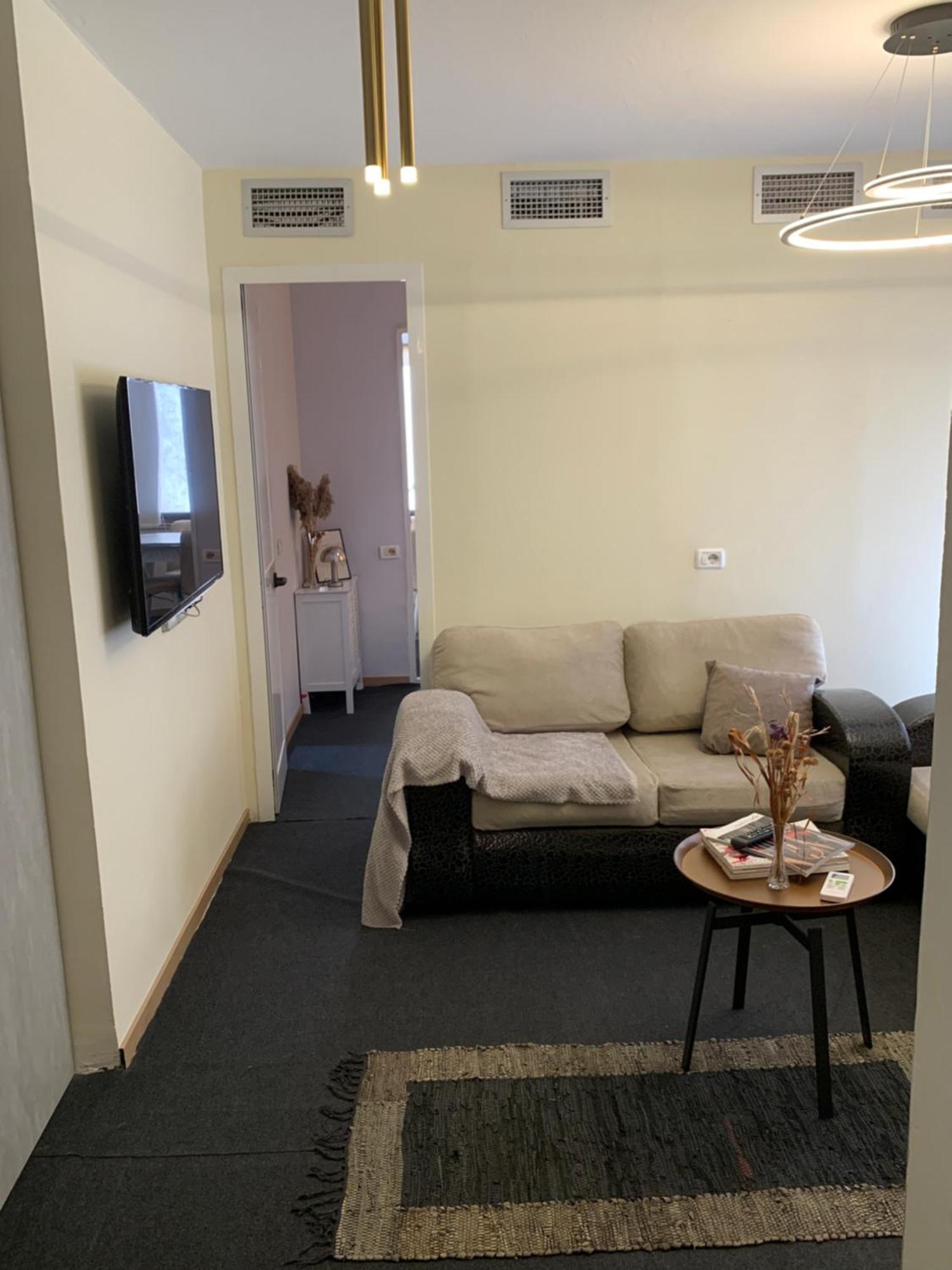 Citynest Apartments, 3-Minute Walk From The Skanderbeg Square ティラナ エクステリア 写真